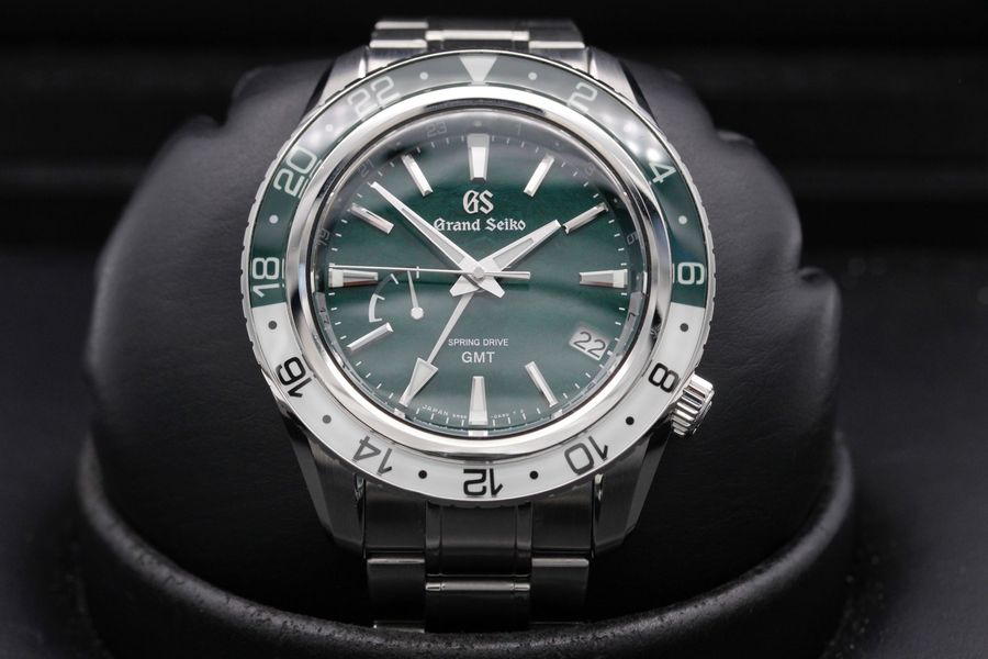 Grand Seiko Sport Collection SBGE295